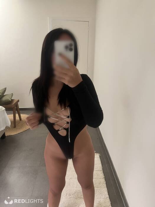 ANGELA (Foto)