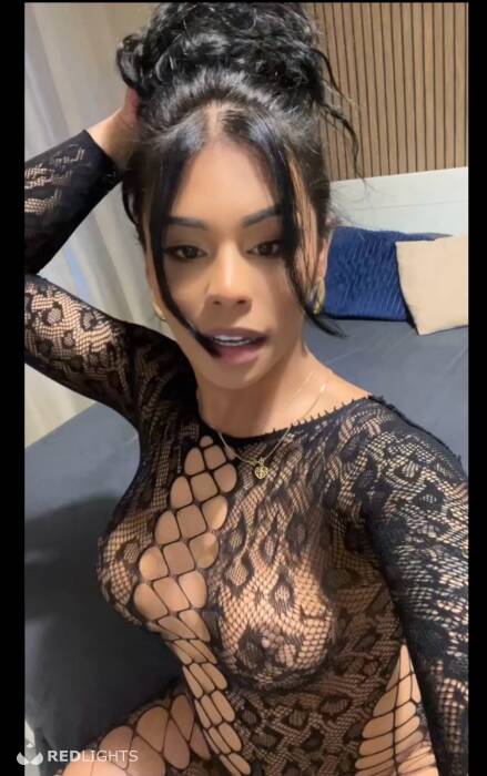 Larissa (Foto)
