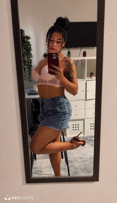 Larissa (Foto)