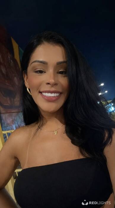 Larissa (Foto)