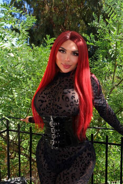 MOMMY HONEY (Foto)