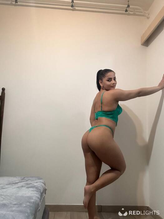 ANTONIA (Foto)