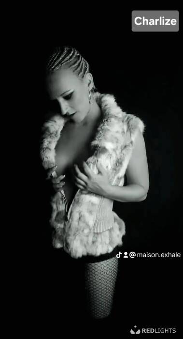 Charlize (Foto)