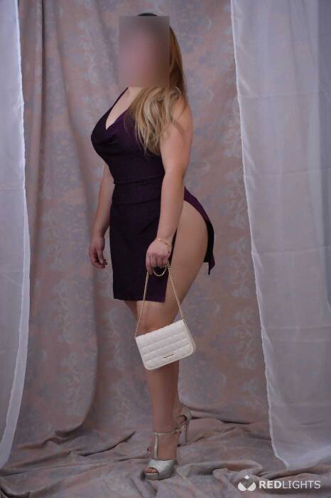 Alejandra Blondine (Foto)