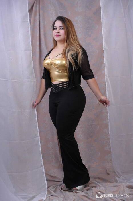 Alejandra Blondine (Foto)