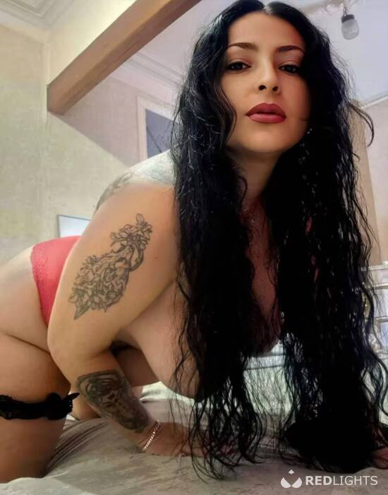 AMIRA (Foto)