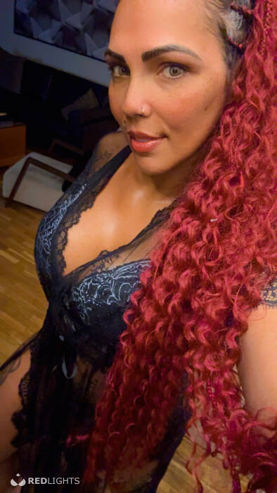 Soraya Vermelha (Foto)