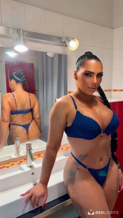 Soraya Vermelha (Foto)