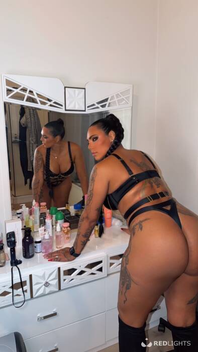 Soraya Vermelha (Foto)