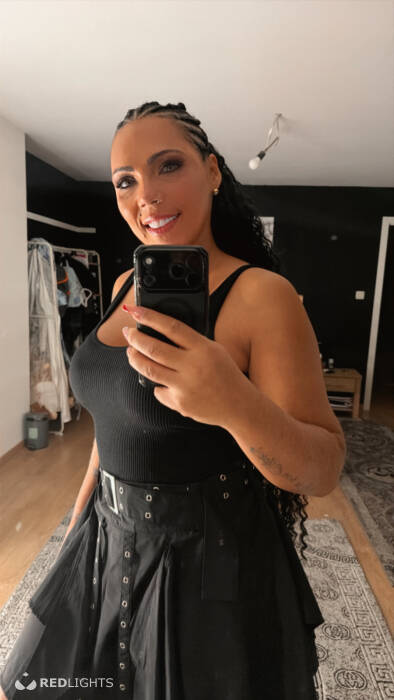 Soraya Vermelha (Foto)