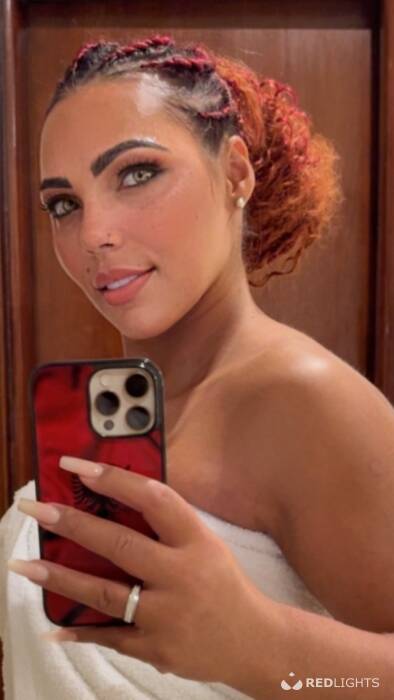 Soraya Vermelha (Foto)