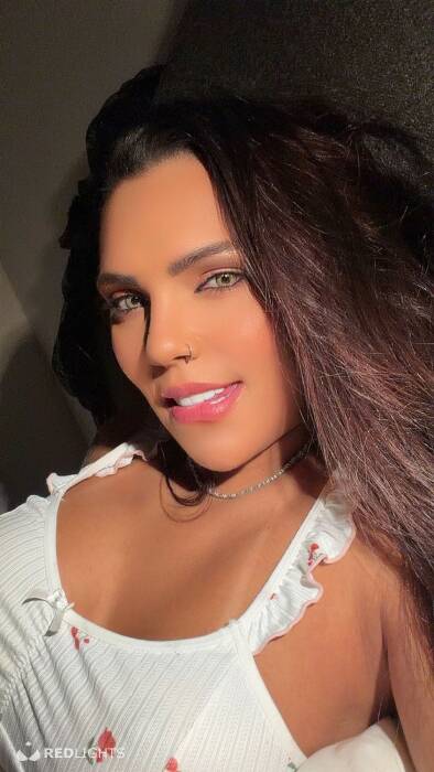 Soraya Vermelha (Foto)