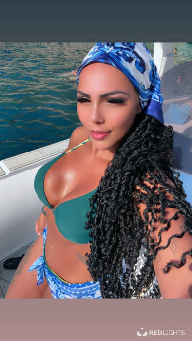 Soraya Vermelha (Foto)