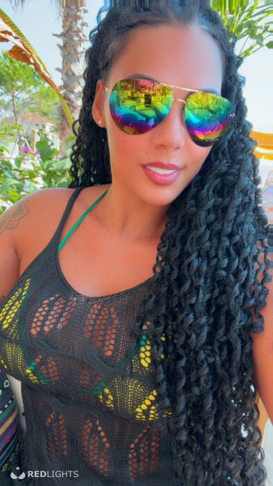 Soraya Vermelha (Foto)