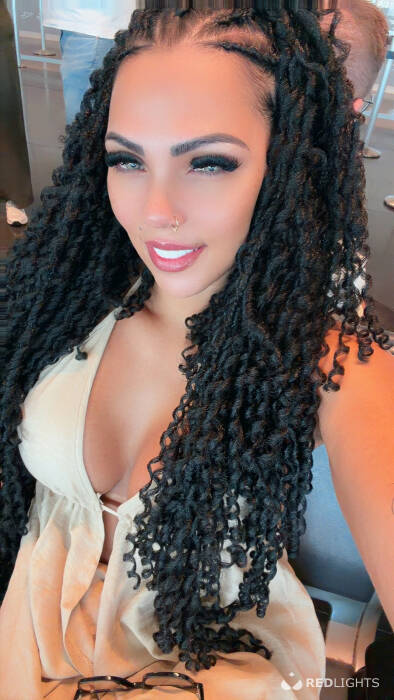 Soraya Vermelha (Foto)