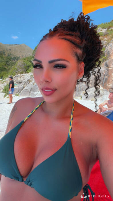 Soraya Vermelha (Foto)