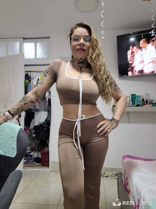 Amelia (Foto)