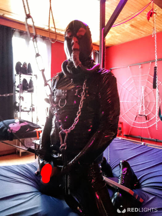 Mistress Niki (Foto)