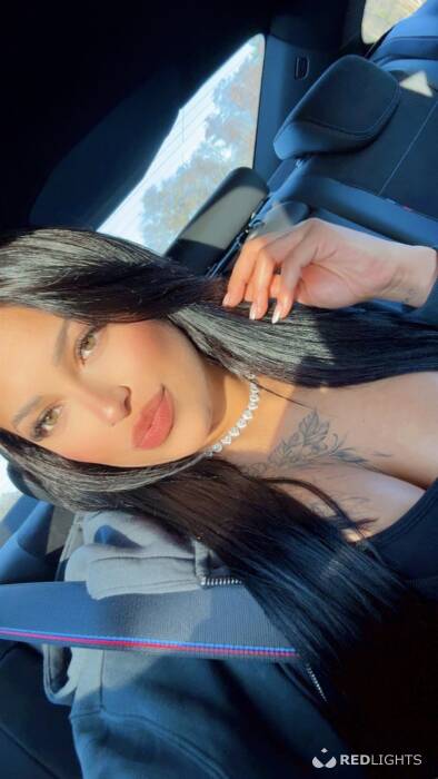 Melly Hot (Foto)