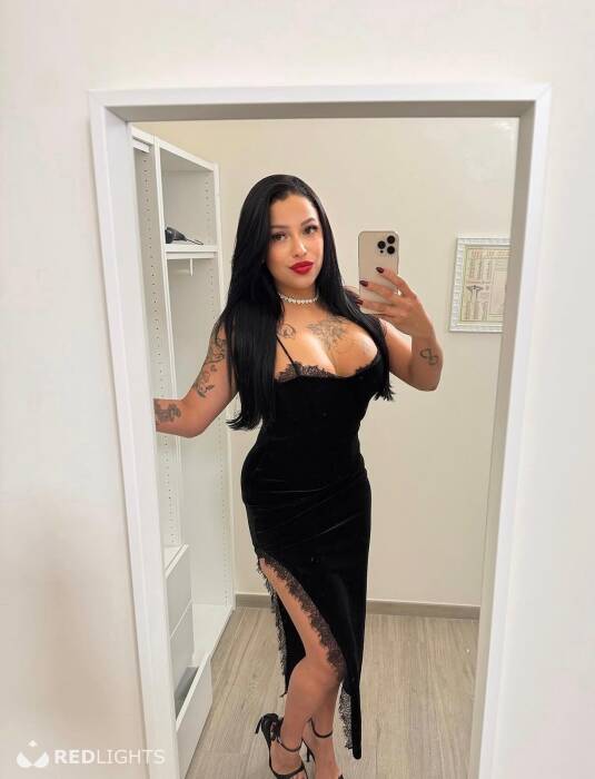 Melly Hot (Foto)