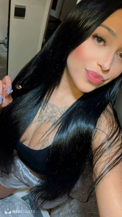 Melly Hot (Foto)
