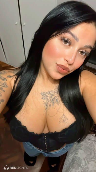 Melly Hot (Foto)