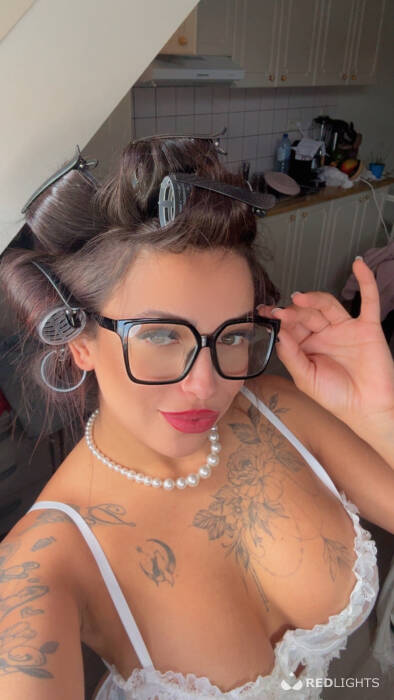 Melly Hot (Foto)