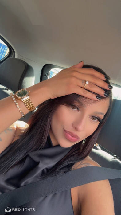 Melly Hot (Foto)