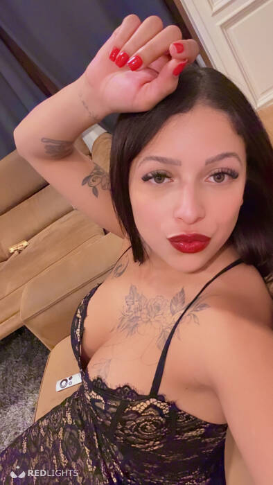 Melly Hot (Foto)