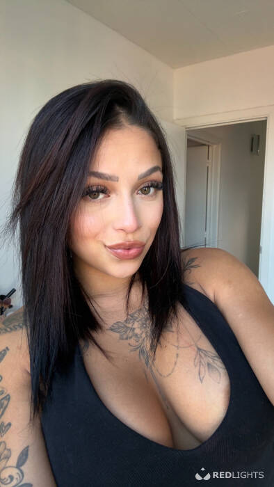 Melly Hot (Foto)