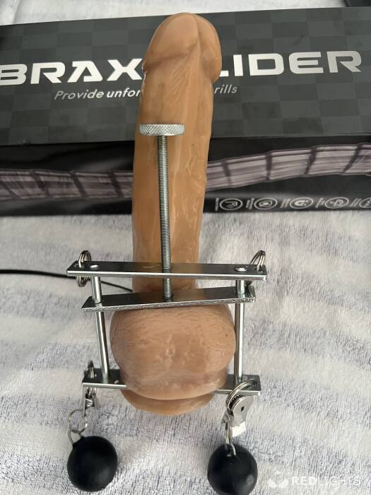 FREYA Dominatrix (Foto)