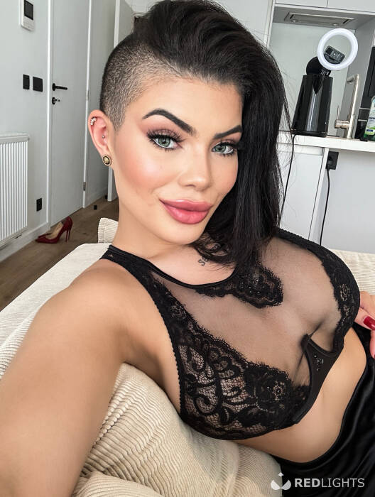 Mary BelleRouge (Foto)