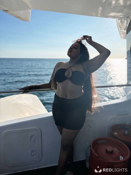 Alice bombom le meilleur anal et fellation (Foto)