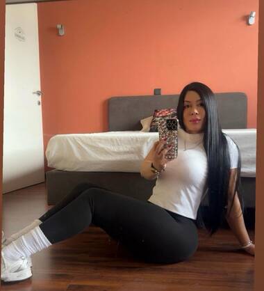 Valentina caliente