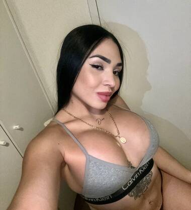 Mía