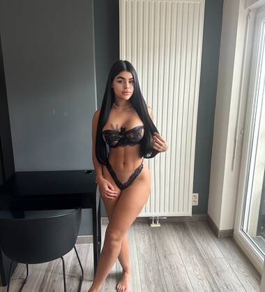 MANU HOT