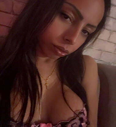 Adrielhy Bronze, porn star