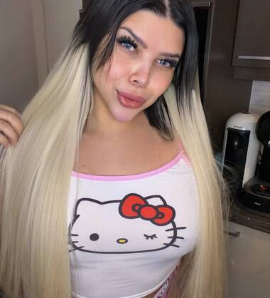 Jully Hot