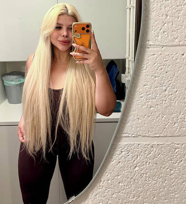 Jully Hot