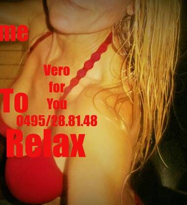 Veronique,met naturelle 90-D!