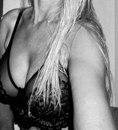 Veronique,met naturelle 90-D!