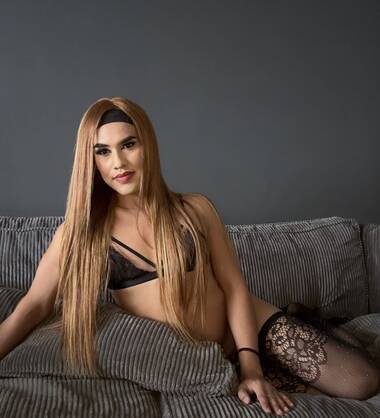 Adhara Garca