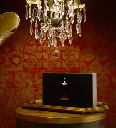 SCARLET LOVE  HOTEL OPEN