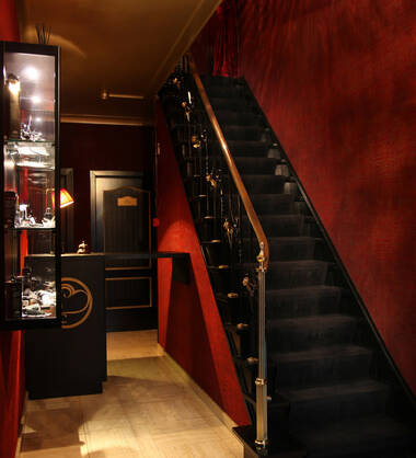 Scarlet Rendez-Vous Fantasy Hotel