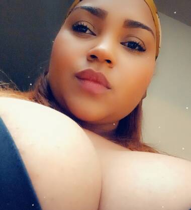 Nathaly hot latina tielt