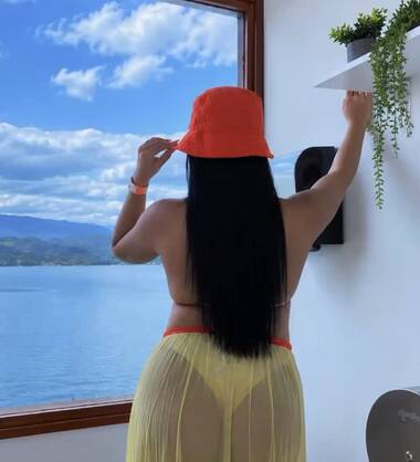 Winnifer sexy