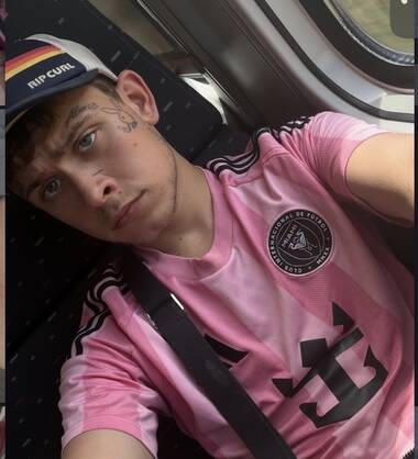 levi vers top