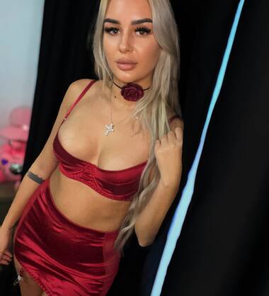 Jennyfer *ONLY FOR SHORT TIME HERE *