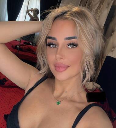 Jennyfer X REAL PICTURES AND RECENT X