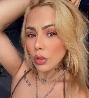 Cristal NOUVEAU DANS LA VILLA